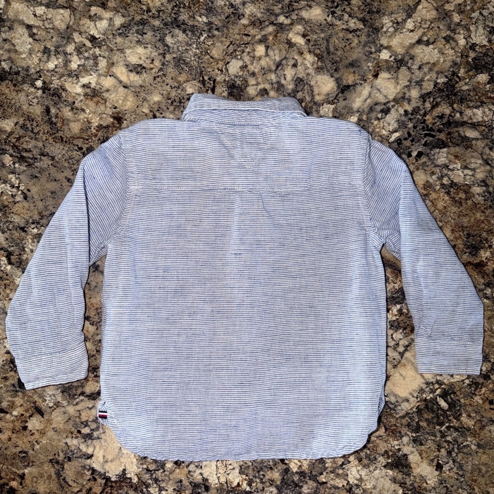 TOMMY HILFIGER Toddler Boy's Long Sleeve Button Down Blue/White Shirt Size 2T - Picture 2 of 7